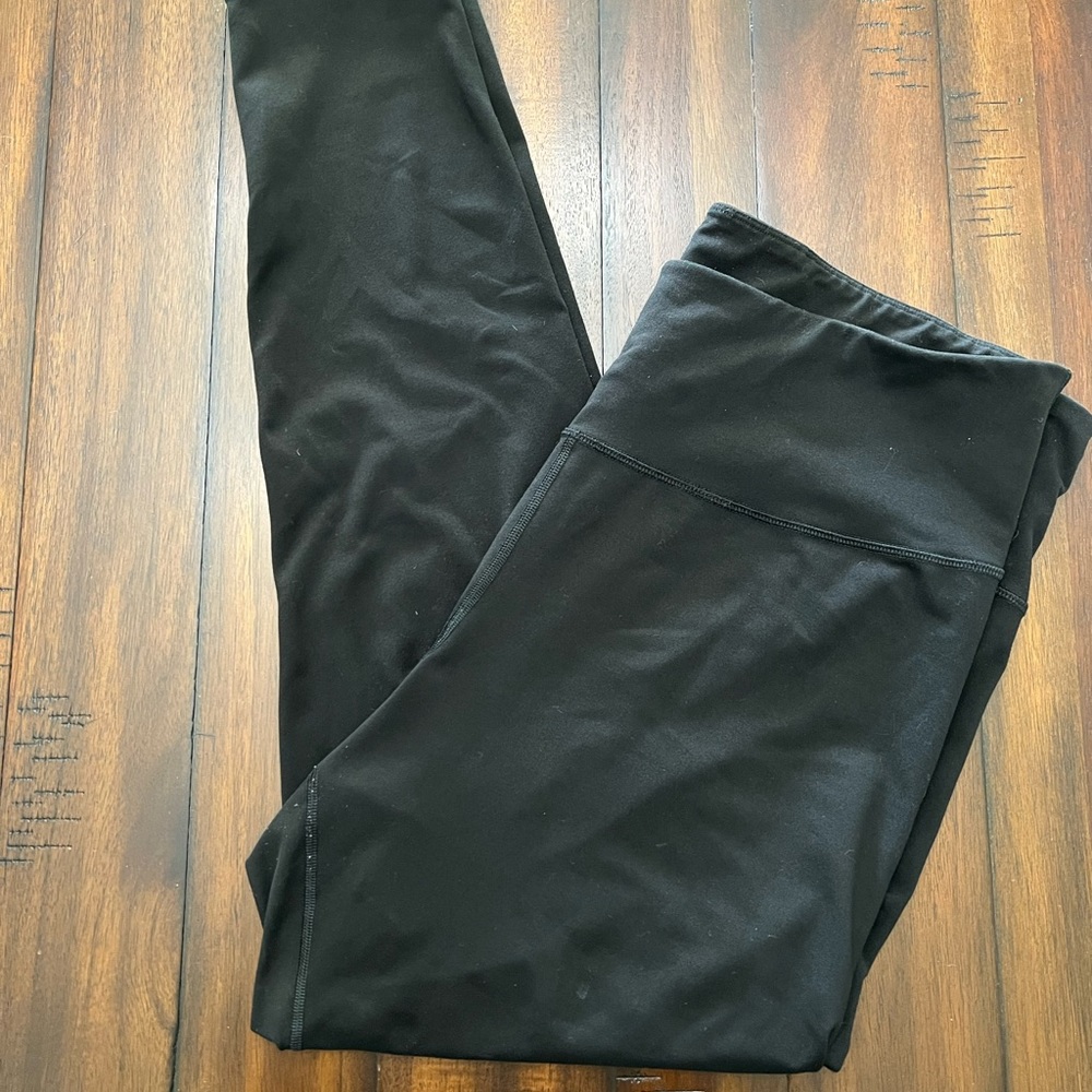 Old Navy Elevate Go Dry Stretch Leggings Full length